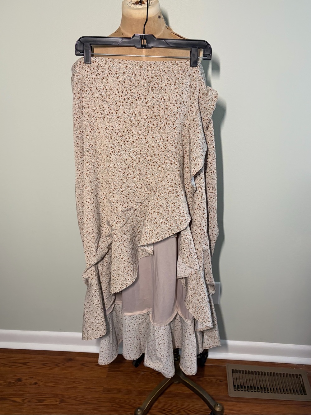 ARULA Altar'd State Romantic Cottagecore Neutral Floral skirt 3x